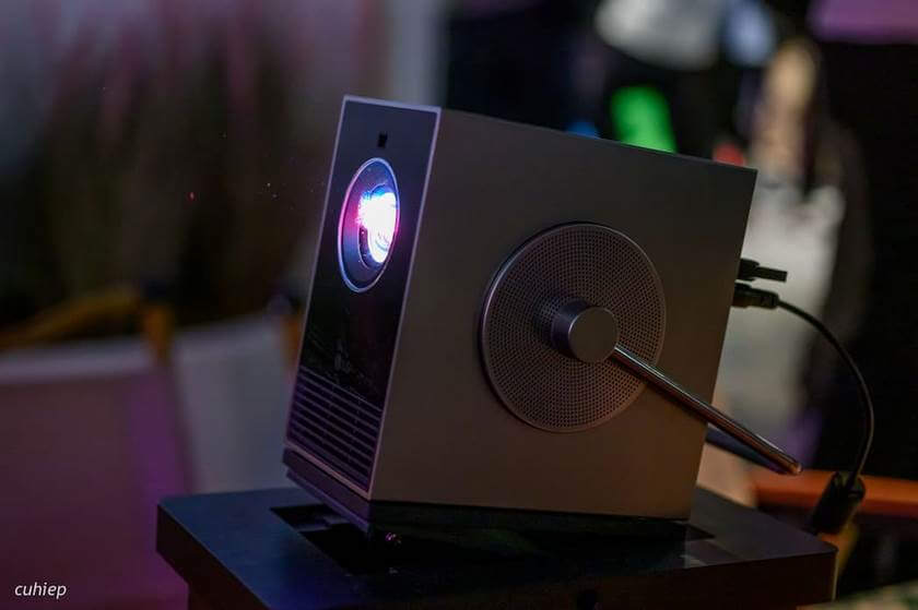 Tính năng nổi bật của máy chiếu LG CineBeam Q 4K